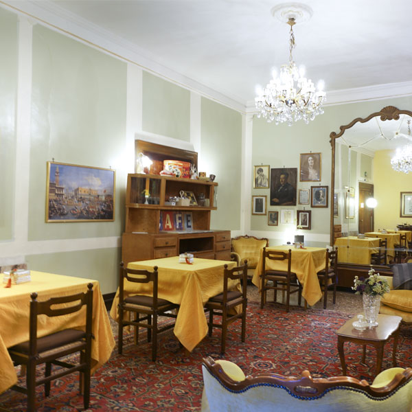 B&B Corte Campana breakfast area and living room, Venice Italy